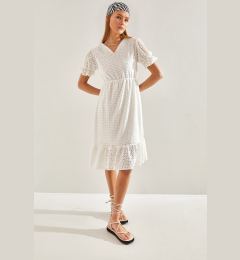 Снимка на Bianco Lucci Women's Elastic Waist Lined Guipure Dress