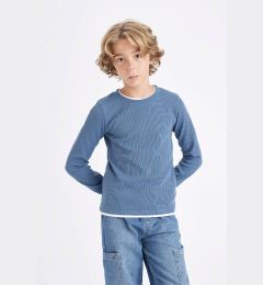 Снимка на DEFACTO Boy's Crew Neck Basic Plain Waffle Long Sleeve T-Shirt