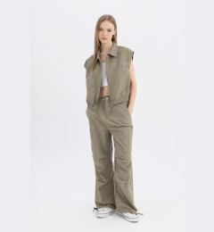 Снимка на DEFACTO Cool Parachute Gabardine Trousers with Tie Waist and Pockets Wide Leg