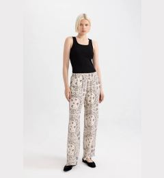 Снимка на DEFACTO Fall In Love Regular Fit Paisley Patterned Viscose Beach Trousers