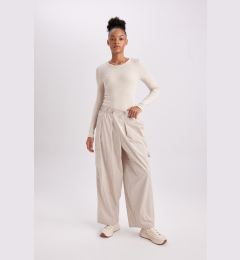 Снимка на DEFACTO Fit Oversize Wide Mold Parachute Pants