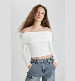 Снимка на DEFACTO Fitted Off Shoulder Long Sleeve Blouse