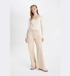 Снимка на DEFACTO Gabardine Beige Trousers Wide Leg Wide Leg Regular Waist Plain Basic