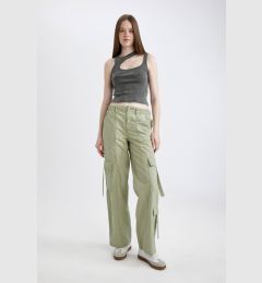 Снимка на DEFACTO Gabardine Trousers Wide Leg Wide Leg Cargo Pocket Elastic Waist Buttoned Standard Length