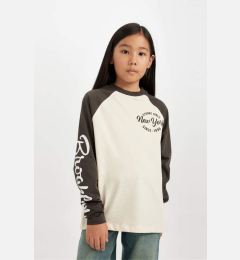 Снимка на DEFACTO Girl Oversize Wide Pattern Crew Neck Printed Long Sleeve T-Shirt