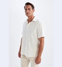 Снимка на DEFACTO Regular Fit Textured Short Sleeve Shirt