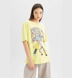 Снимка на DEFACTO Rick and Morty Oversize Fit Crew Neck Printed T-Shirt