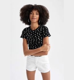 Снимка на DEFACTO Slim Fit Short Sleeve Polka Dot Print T-Shirt