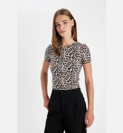 Снимка на DEFACTO Slim Fit Slim Cut Crew Neck Leopard Print Short Sleeve T-Shirt