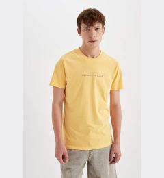 Снимка на DEFACTO Yellow Slim Fit Slim Cut Crew Neck Printed Cotton Short Sleeve T-Shirt