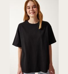 Снимка на Happiness İstanbul Women's Black Basic Oversize Knitted T-Shirt