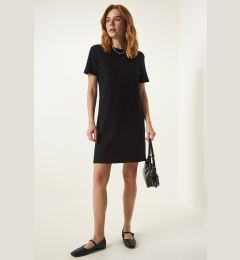 Снимка на Happiness İstanbul Women's Black Crew Neck Daily Combed Cotton Dress