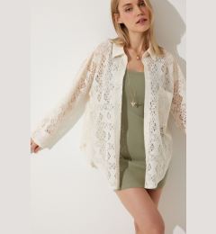 Снимка на Happiness İstanbul Women's Cream Premium Oversize Lace Shirt