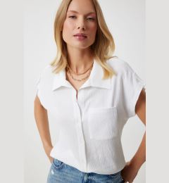 Снимка на Happiness İstanbul Women's Ecru Pocket Comfortable Knitted Shirt