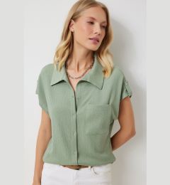 Снимка на Happiness İstanbul Women's Green Comfortable Knitted Shirt with Pockets