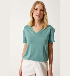 Снимка на Happiness İstanbul Women's Green V-Neck Basic Viscose Knitted T-Shirt