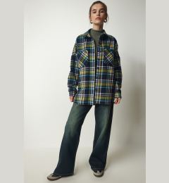 Снимка на Happiness İstanbul Women's Navy Blue Green Patterned Oversize Cachet Lumberjack Shirt