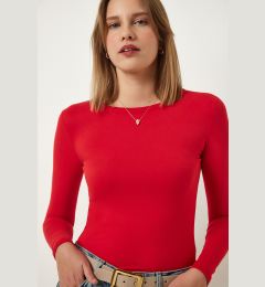 Снимка на Happiness İstanbul Women's Red Crew Neck Basic Viscose Knitted Blouse