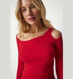 Снимка на Happiness İstanbul Women's Red Cut Out Detailed Knitted Blouse