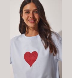 Снимка на Happiness İstanbul Women's Sky Blue Sparkling Heart Printed Oversized Knitted T-Shirt