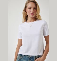 Снимка на Happiness İstanbul Women's White Crew Neck Basic Knitted T-Shirt