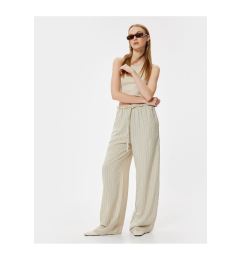 Снимка на Koton Oversize Trousers with Lace Waist Ruffle Detail and Pockets