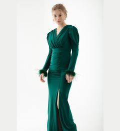 Снимка на Lafaba Women's Emerald Green Double Breasted Neck Sleeves Feather Slit Evening Dress