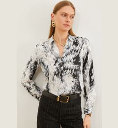 Снимка на Olalook Women's Geometric Black Patterned Woven Viscose Shirt