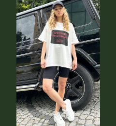 Снимка на Trend Alaçatı Stili Woman's Black Crew Neck Printed Oversize T-Shirt