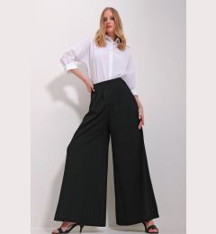 Снимка на Trend Alaçatı Stili Women's Black High Waist Darts Wide Leg Front Zipper Trousers