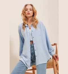 Снимка на Trend Alaçatı Stili Women's Blue Oversized Aerobin Shirt with Cuffs