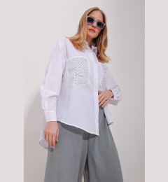 Снимка на Trend Alaçatı Stili Women's White Double Pocket Trog Embroidered Terrycoton Oversize Shirt