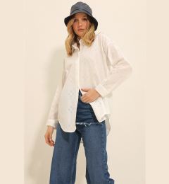 Снимка на Trend Alaçatı Stili Women's White Motif Oversize Linen Shirt