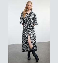 Снимка на Trendyol Black Animal Printed Belted Wrap/Textured Maxi Knitted Shirt Dress