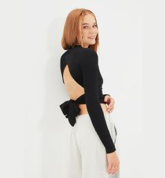 Снимка на Trendyol Black Backless Tie Detailed Fitted Crew Neck Crop Ribbed Flexible Knitted Blouse