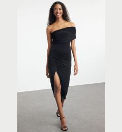 Снимка на Trendyol Black Body-Styling Woven Dress