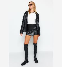 Снимка на Trendyol Black Double Breasted Faux Leather Woven Shorts Skirt