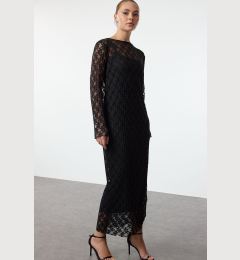 Снимка на Trendyol Black Fitted Lace Elegant Evening Dress