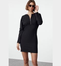 Снимка на Trendyol Black Fitted/Zipper Detailed Mini Woven Dress