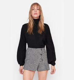 Снимка на Trendyol Black Houndstooth Patterned Woven Short Skirt