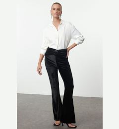 Снимка на Trendyol Black Rose Detailed Knitted Trousers