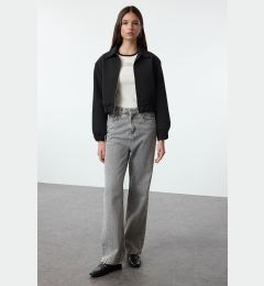 Снимка на Trendyol Black Shirt Collar Zipper Crop Woven Jacket