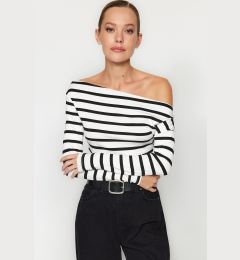 Снимка на Trendyol Black White Striped Premium Soft Fabric Fitted Boat Neck Stretchy Knitted Blouse