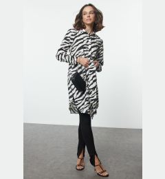 Снимка на Trendyol Black Zebra Patterned Woven Seersucker Shirt