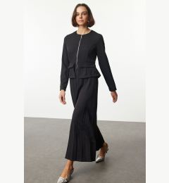 Снимка на Trendyol Black Zipper Detail Pleated Woven Dress