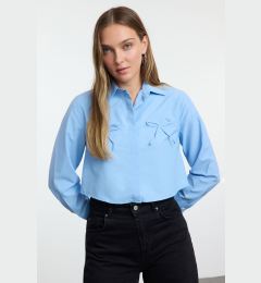 Снимка на Trendyol Blue Crop Shirt with Bow Detail on the Pocket