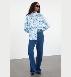 Снимка на Trendyol Blue Ruffle Satin Woven Shirt