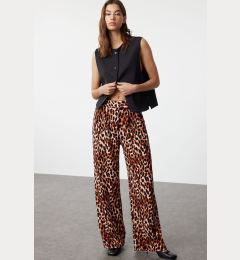 Снимка на Trendyol Brown Leopard Patterned Velcro Closure High Waist Pleated Wide Leg Trousers