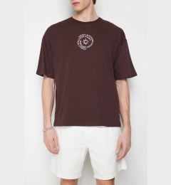 Снимка на Trendyol Brown Oversize/Wide Cut 100% Cotton T-shirt with Text Embroidery