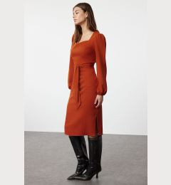 Снимка на Trendyol Brown Plain Midi Woven Dress